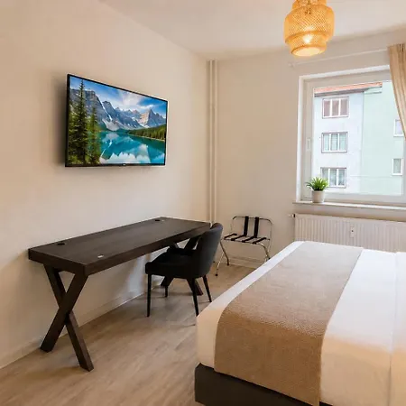 Gemuetliches Fuer 6 Personen Mit Balkon, Wifi, Smart-tvs *